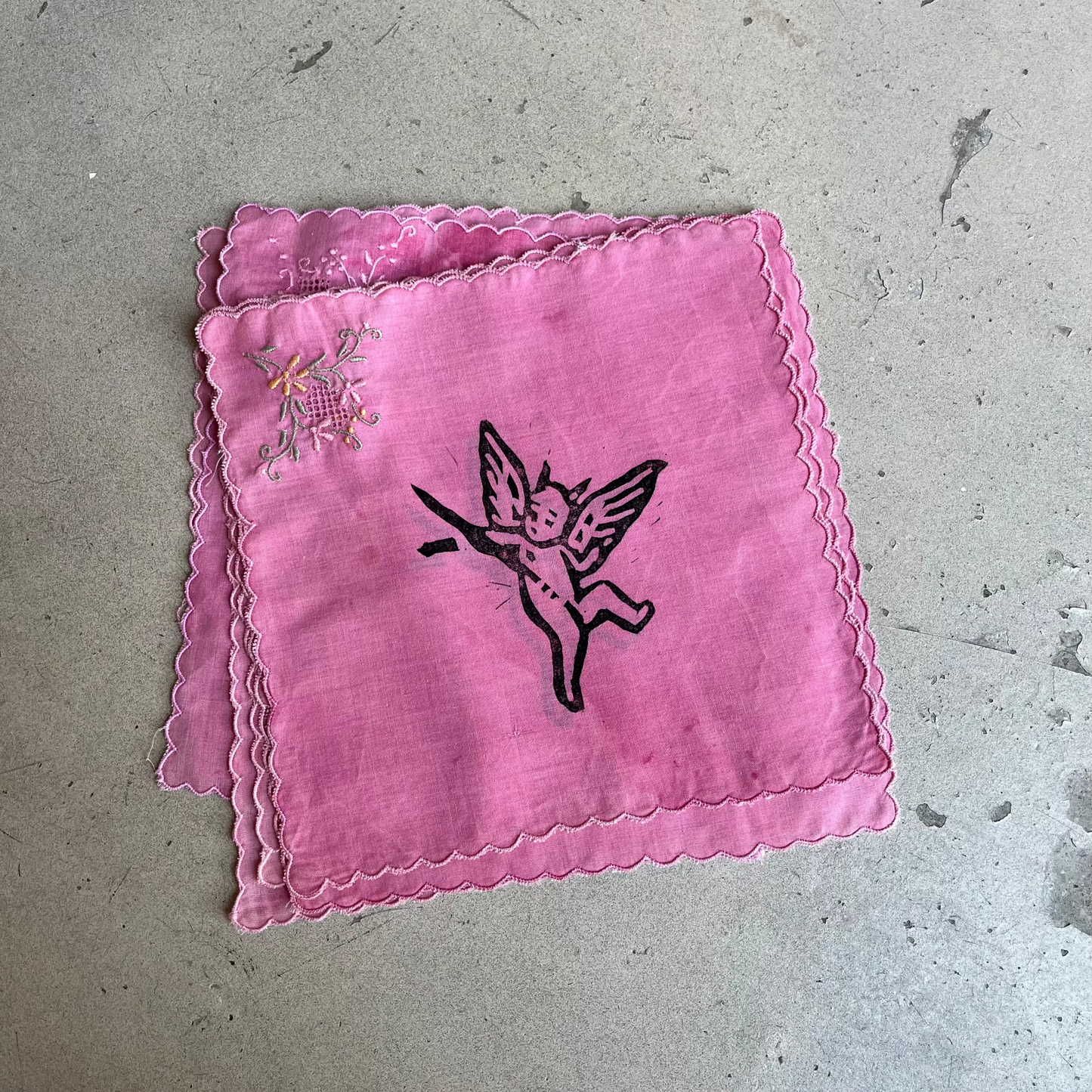 Vintage Cherub Napkin
