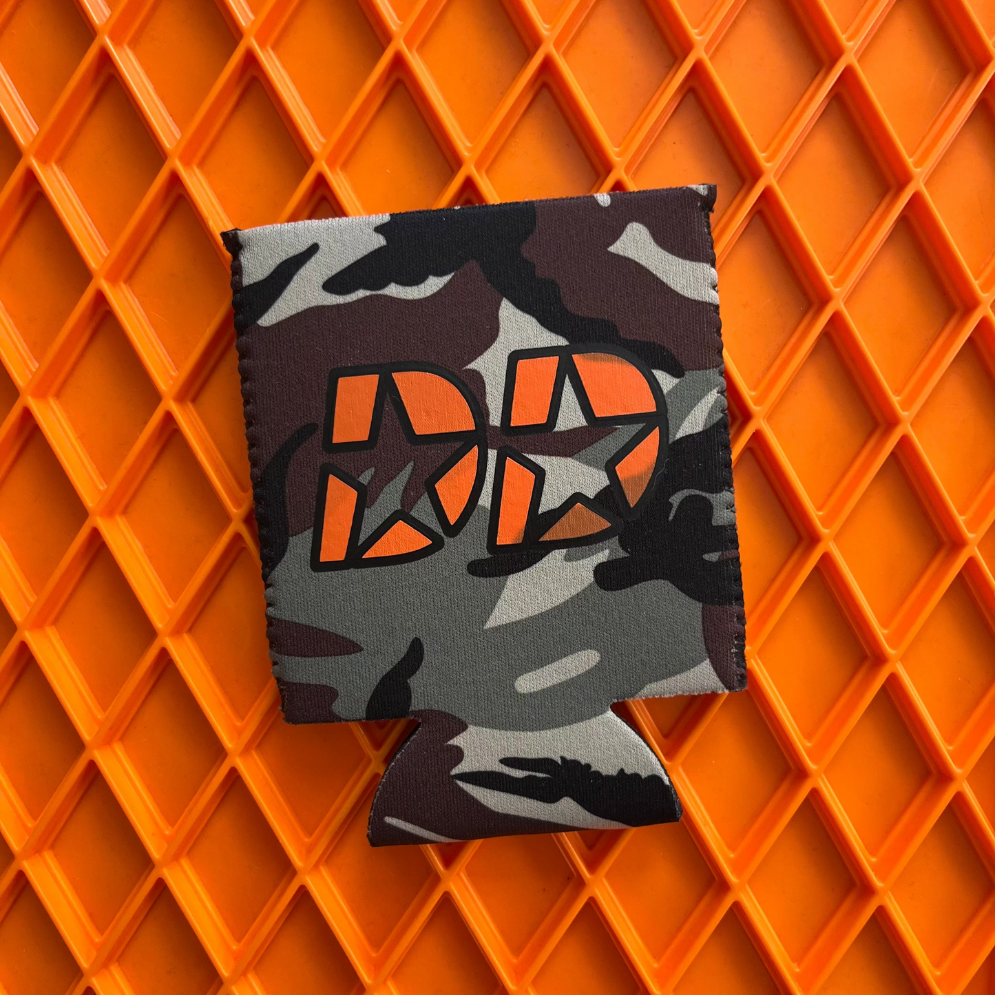 DD Star Can Koozie