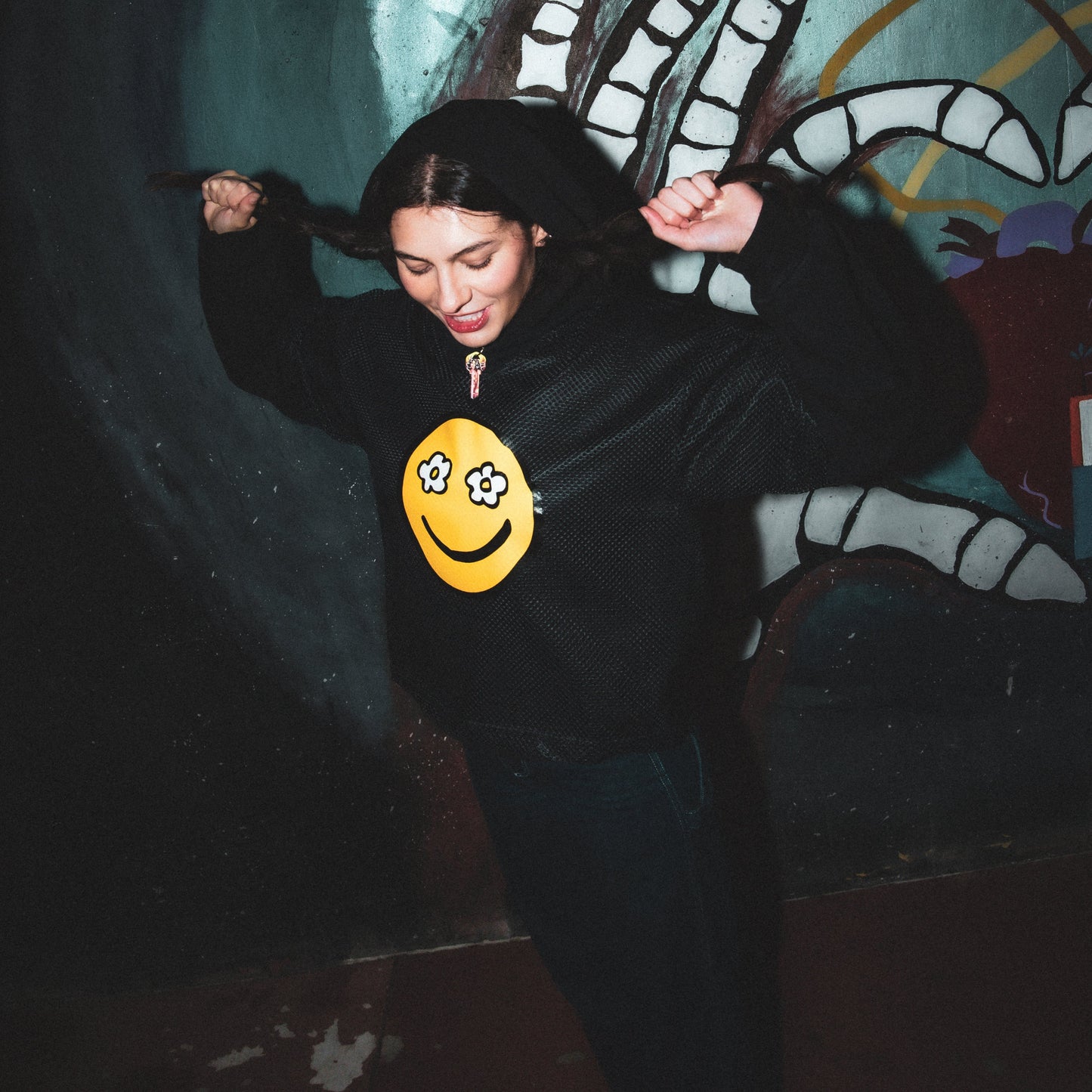 Daisy Smiley King Mesh Jersey